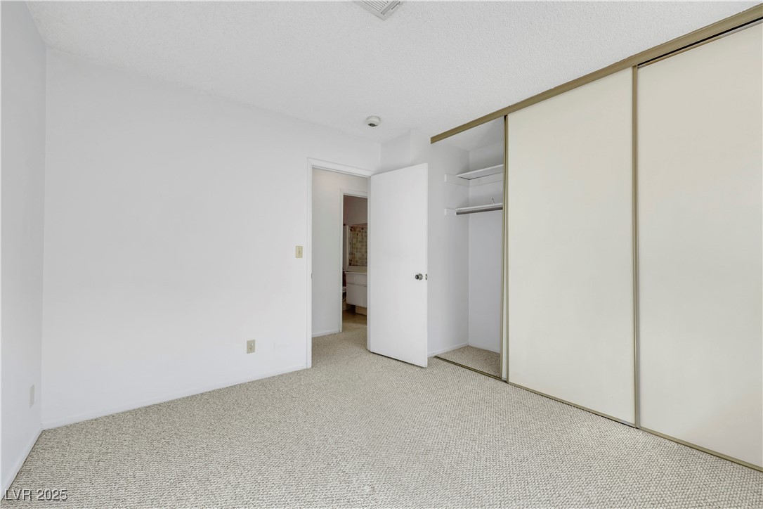 Las Vegas, Nevada 89108, United States, 3 Bedrooms Bedrooms, ,2 BathroomsBathrooms,Residential,Pending,92600