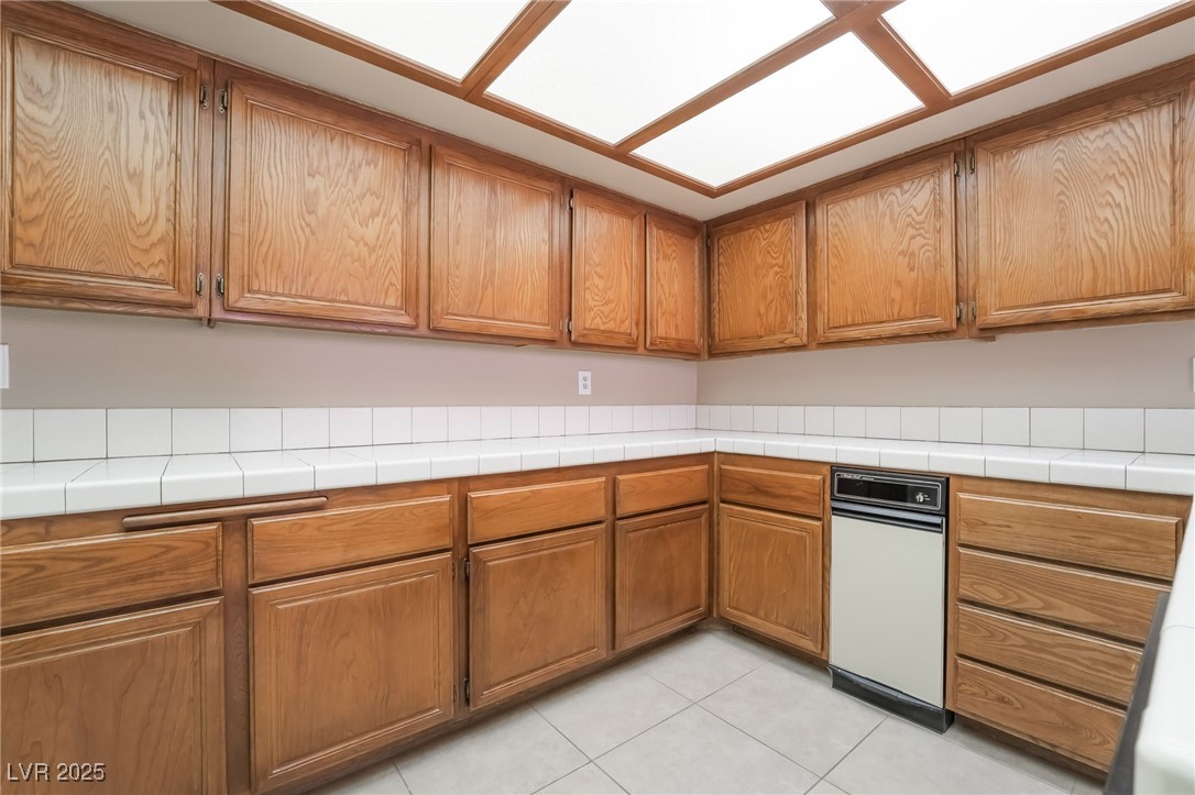 614 Cervantes Drive, Henderson, Nevada image 15