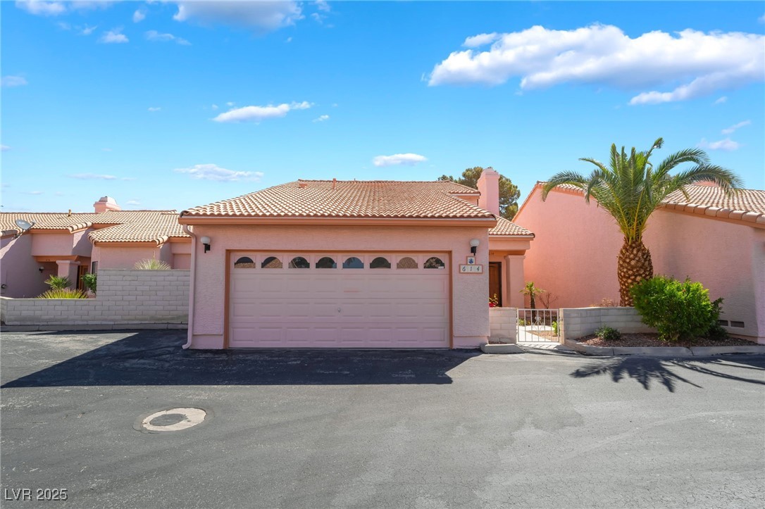 614 Cervantes Drive, Henderson, Nevada image 4