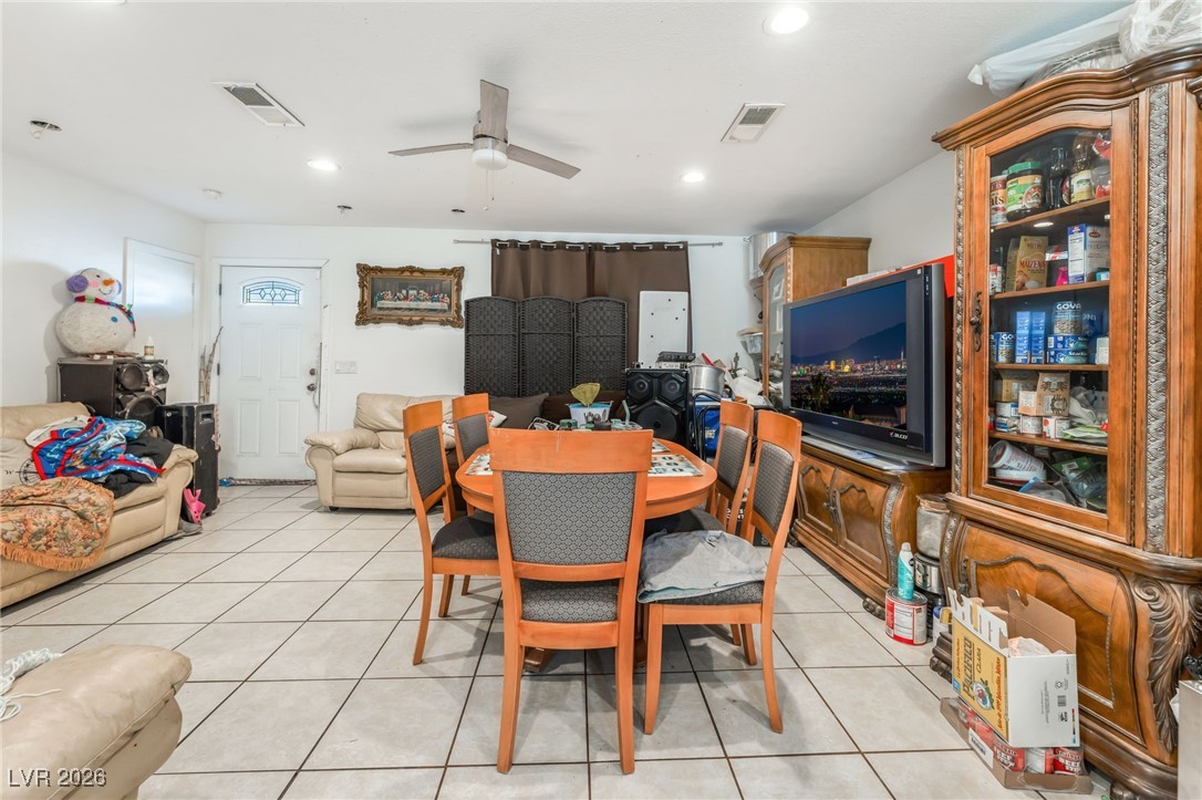 Properties 3 3528 Orvis Street