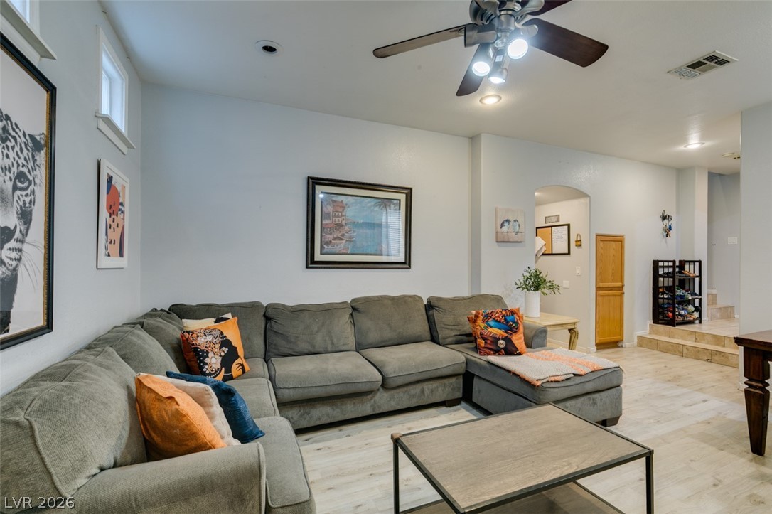 10373 Perfect Parsley Street