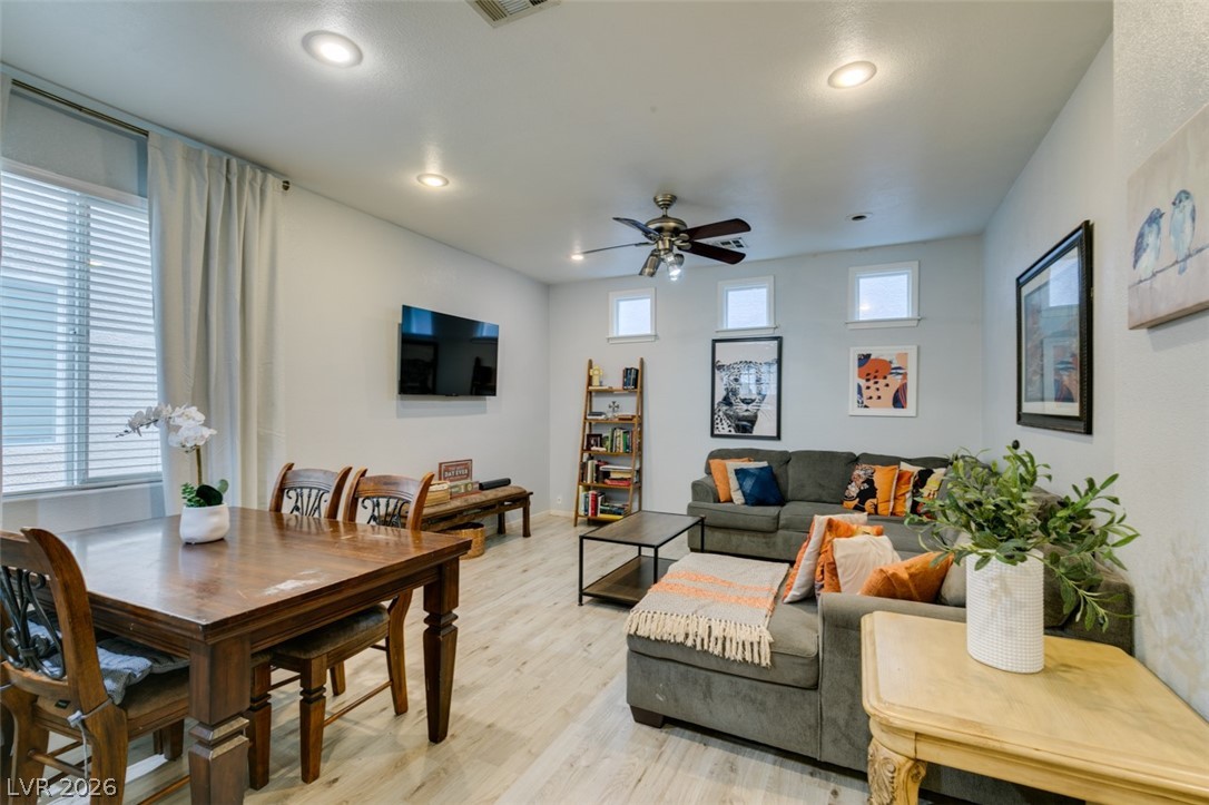 10373 Perfect Parsley Street