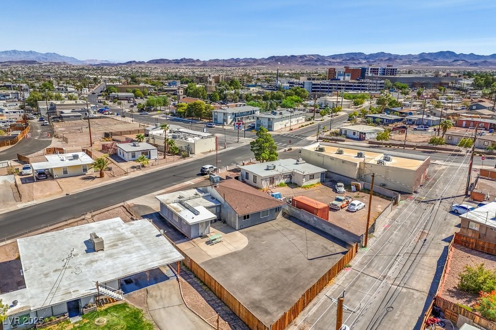 211 W ATLANTIC Avenue