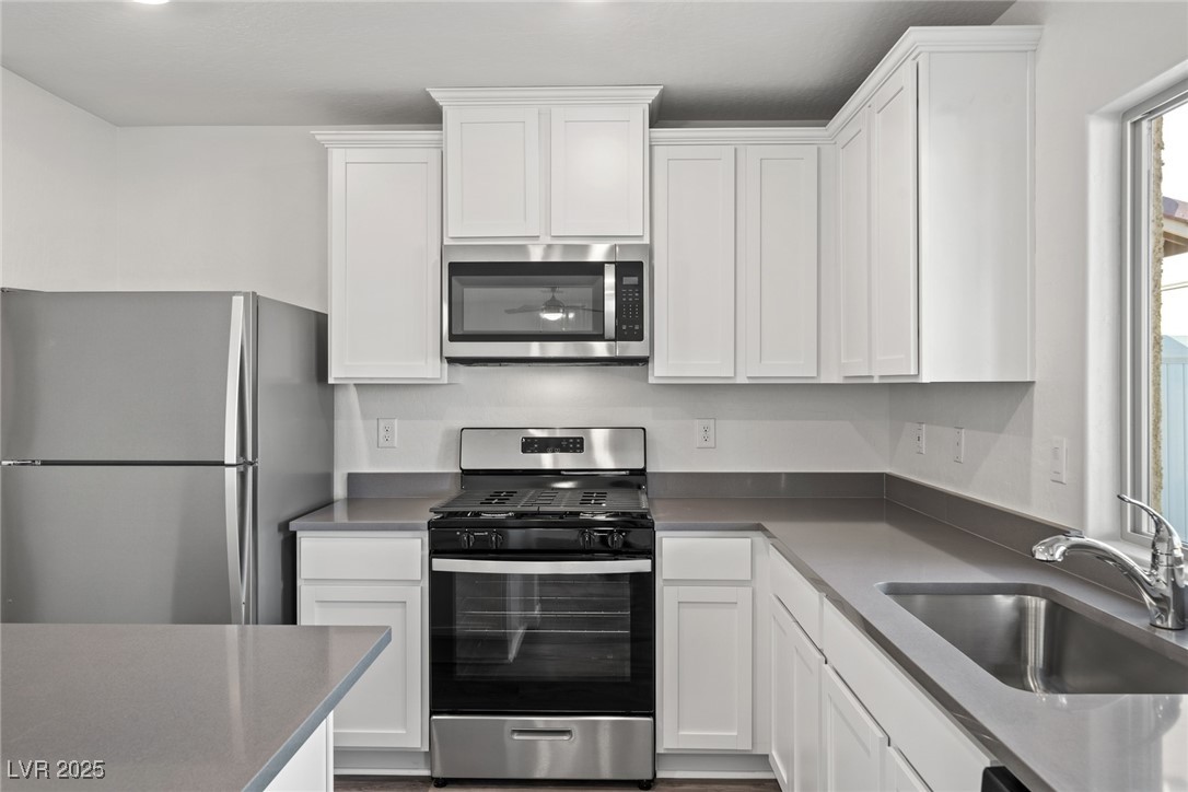 4216 Golden Sol Street, North Las Vegas, Nevada image 4