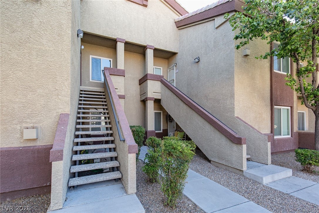 Photo 1 of 33 — 3933 Lazy Pine Street 203, Las Vegas, NV 89108