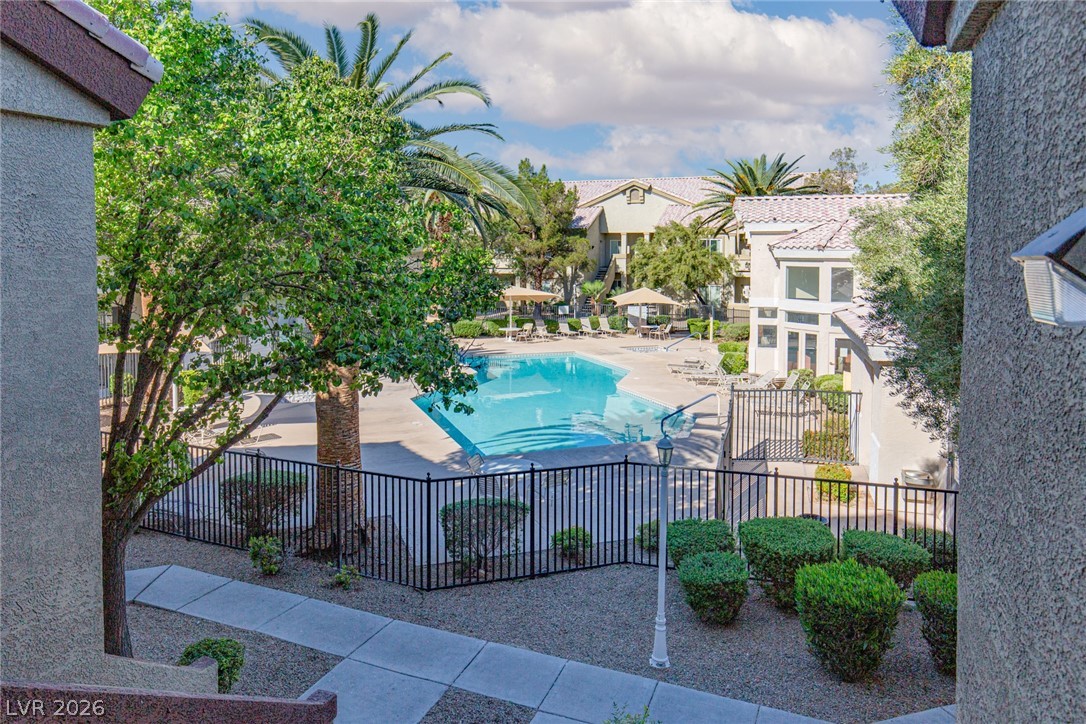 3933 Lazy Pine Street 203