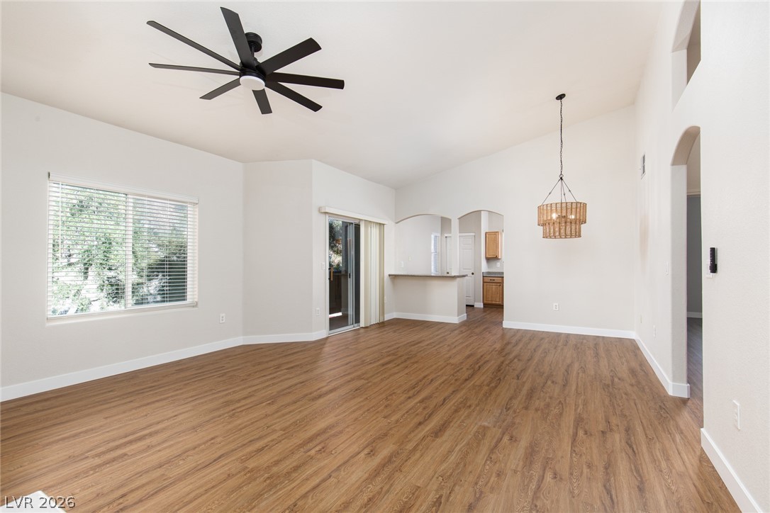 3933 Lazy Pine Street 203