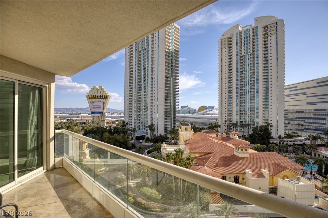 2777 Paradise Road 901