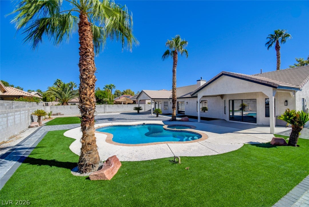 3623 Mooncrest Circle