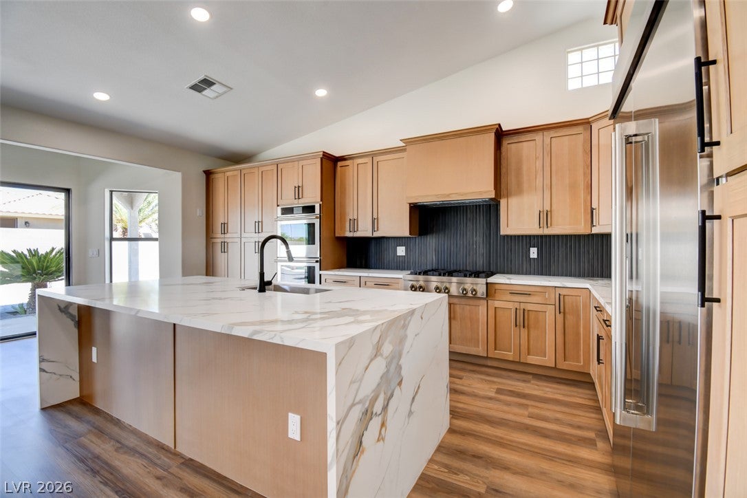 3623 Mooncrest Circle