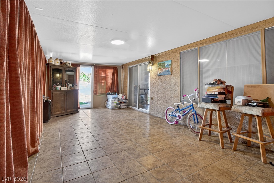 1911 Ginger Blossom Avenue