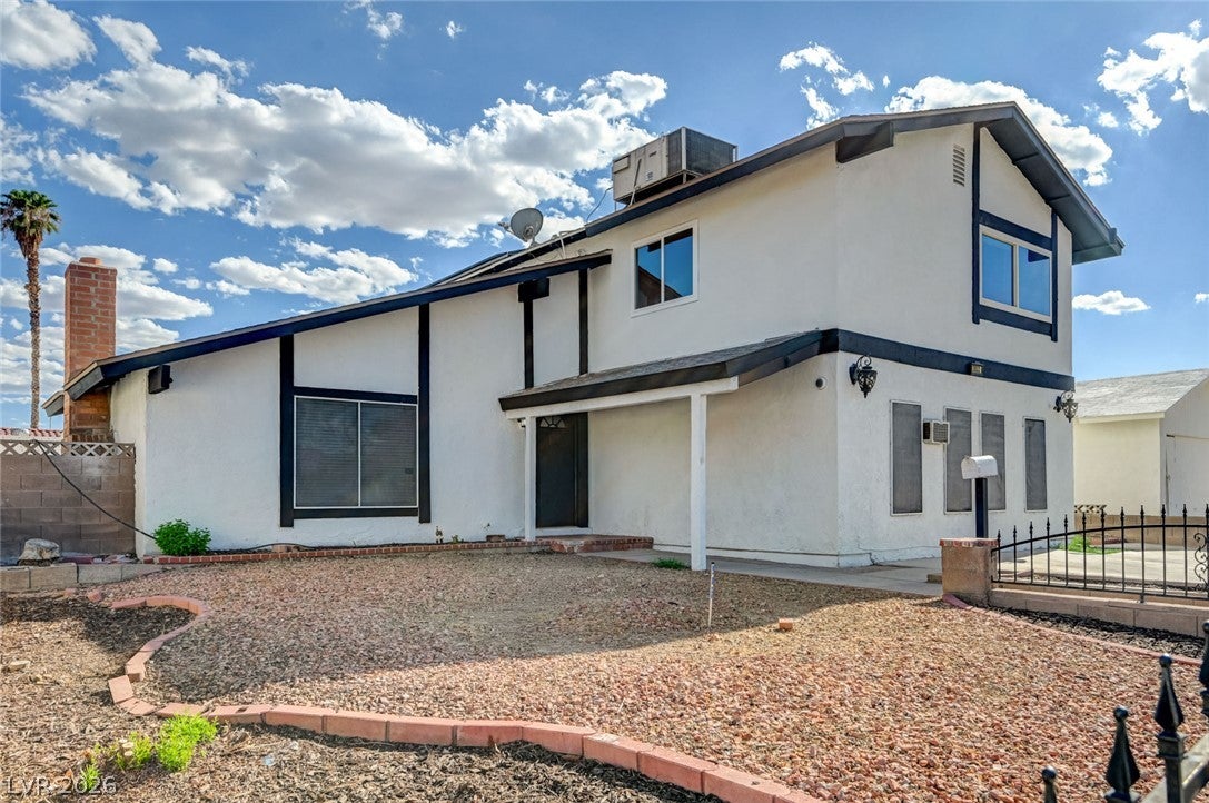 3933 Manford Circle