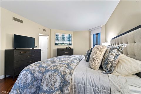 Tiny photo for 2747 Paradise Road #1603, Las Vegas, NV 89109 (MLS # 2773058)
