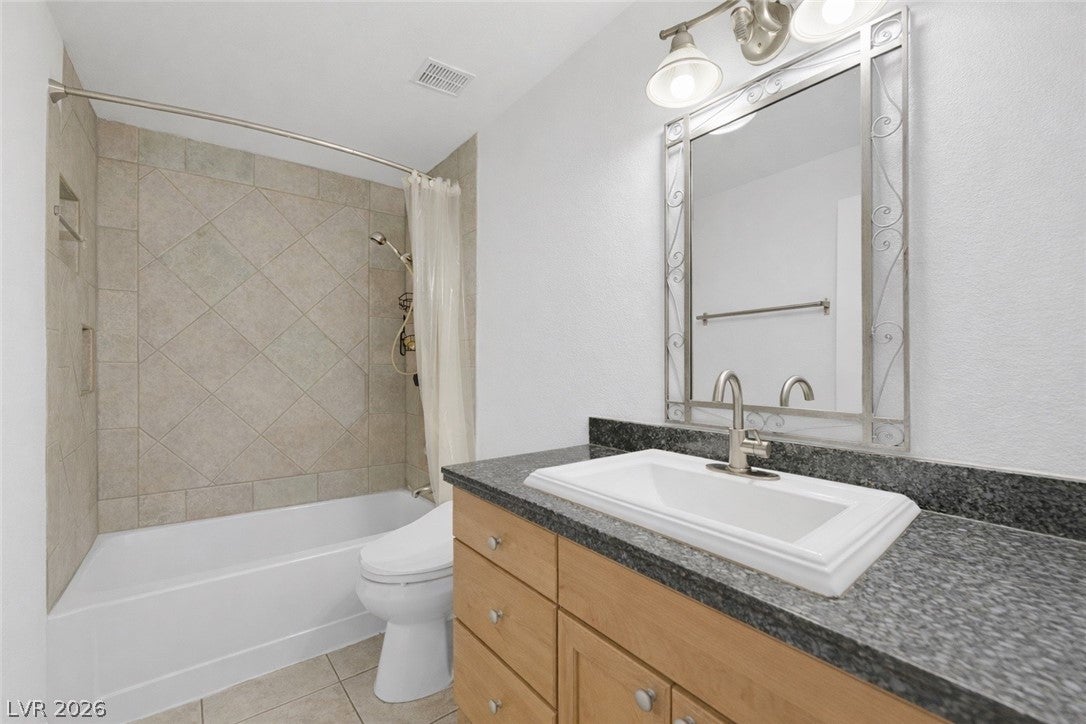 5330 Silvermist Court 202