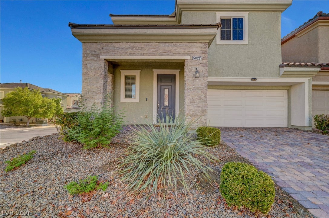 5822 W Amber Mesa Street