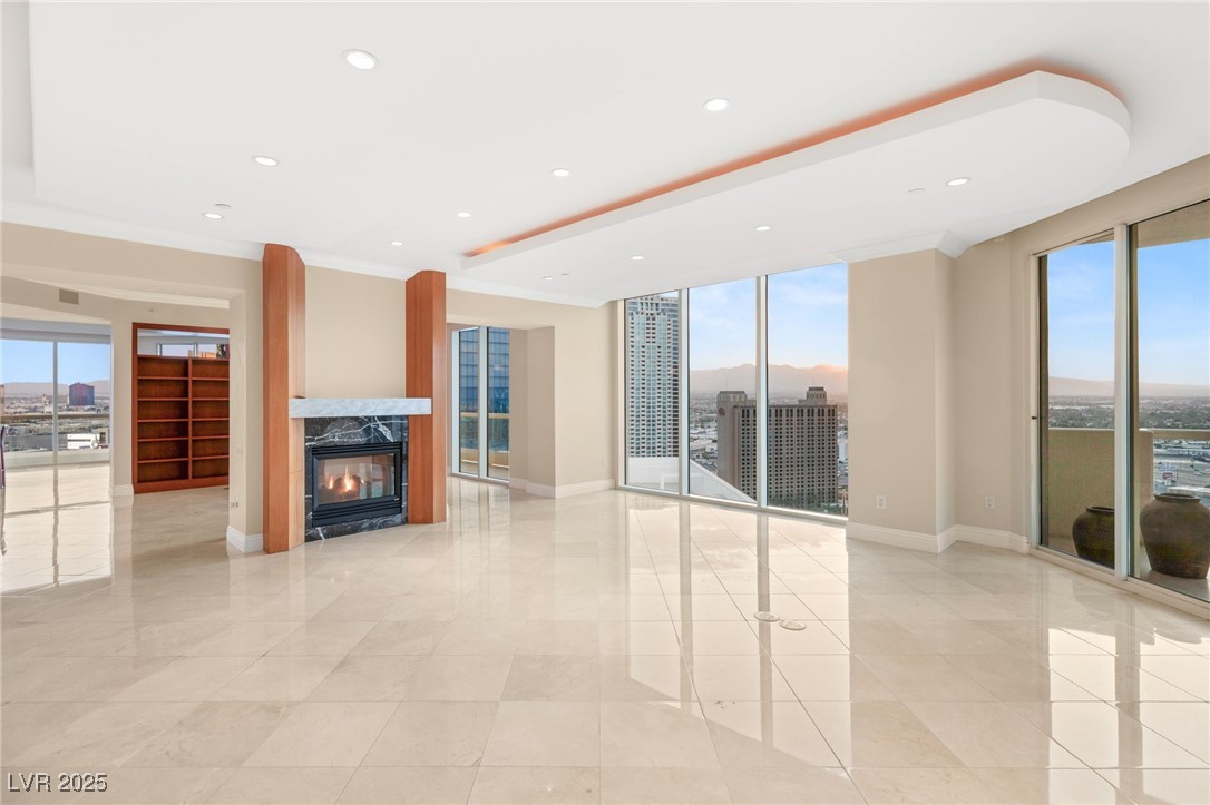 Properties 4 2747 Paradise Road 2704