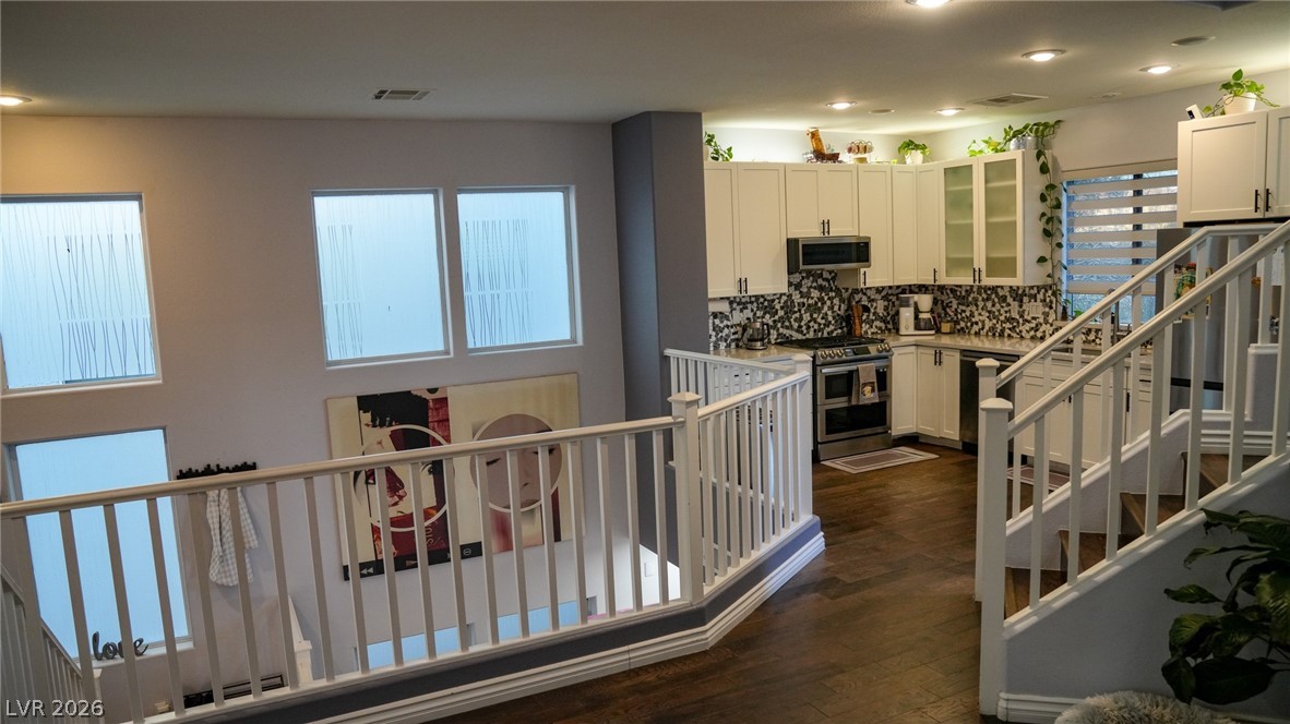 9554 Leaping Lizard Street