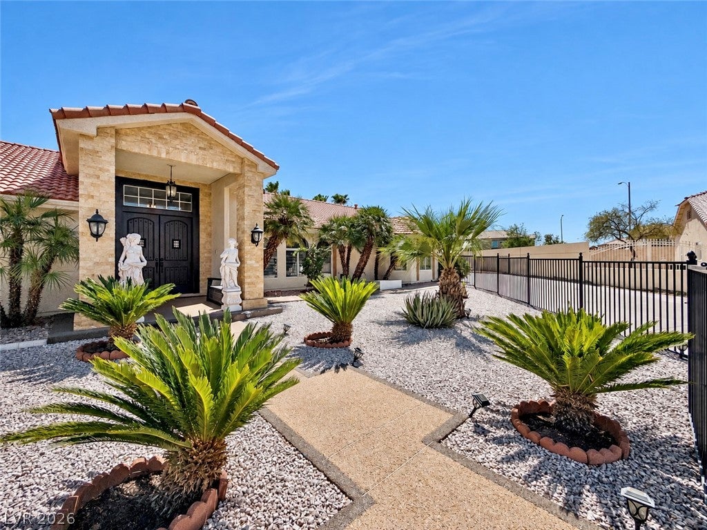 3272 Crystal Palm Court