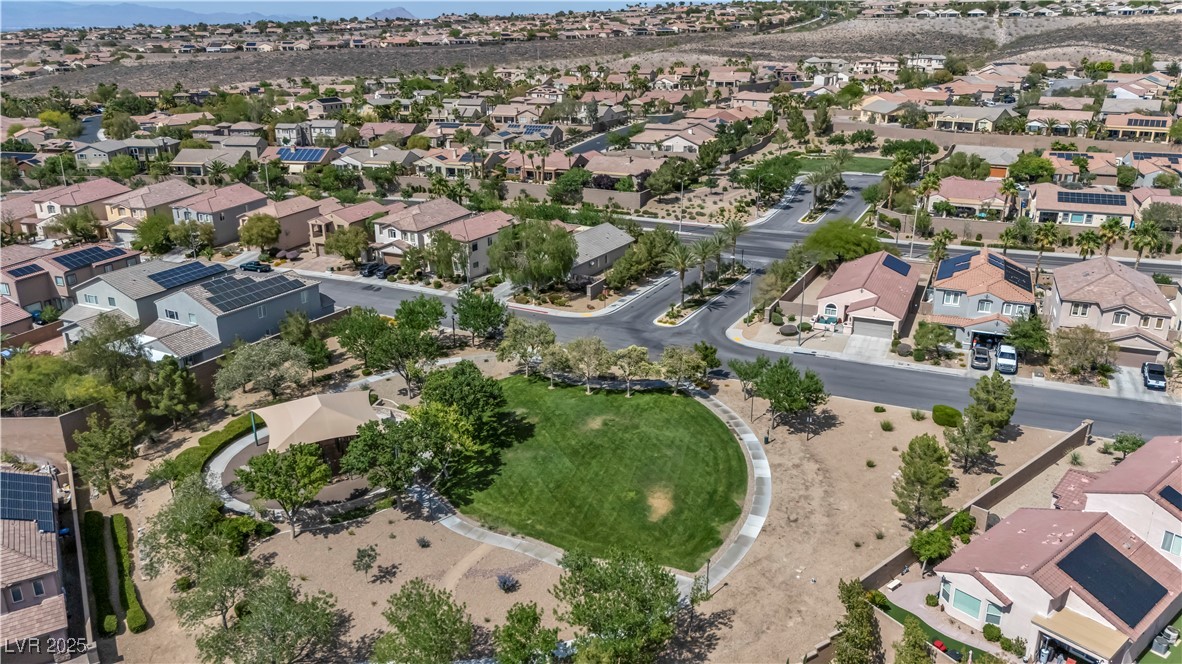 2449 Daks Loden Court, Henderson, Nevada image 9