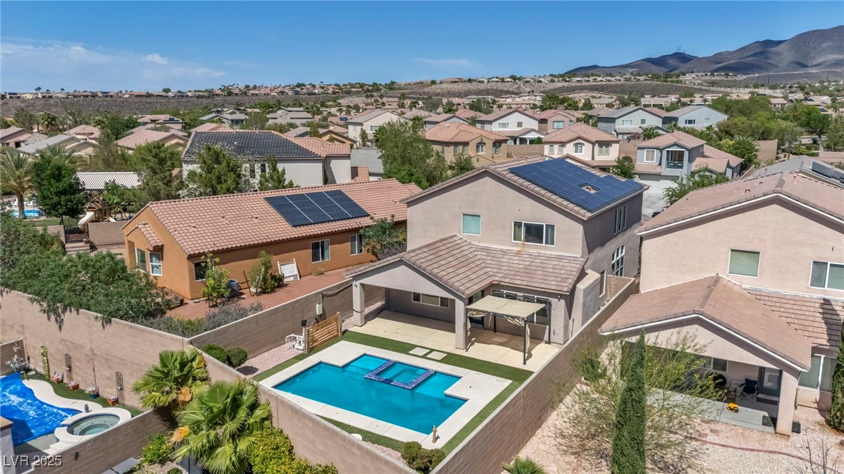 2449 Daks Loden Court, Henderson, Nevada image 5