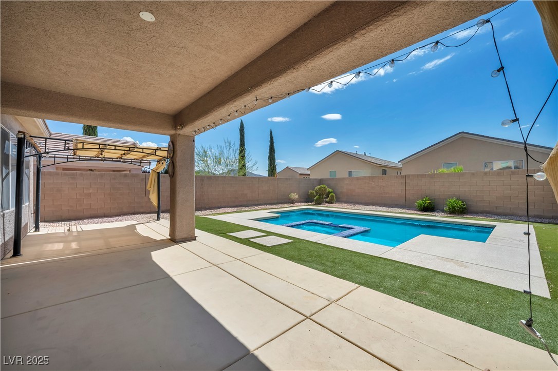 2449 Daks Loden Court, Henderson, Nevada image 36