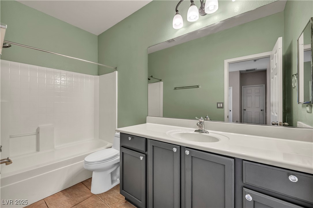 2449 Daks Loden Court, Henderson, Nevada image 22