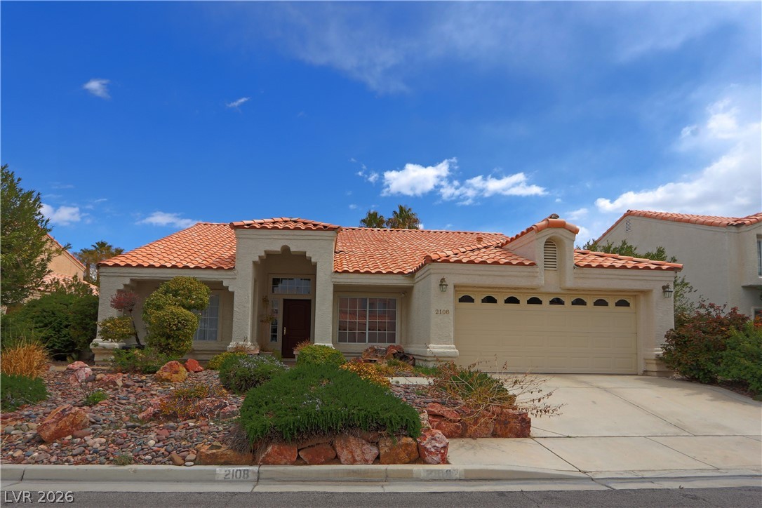 2108 Crestpoint Way