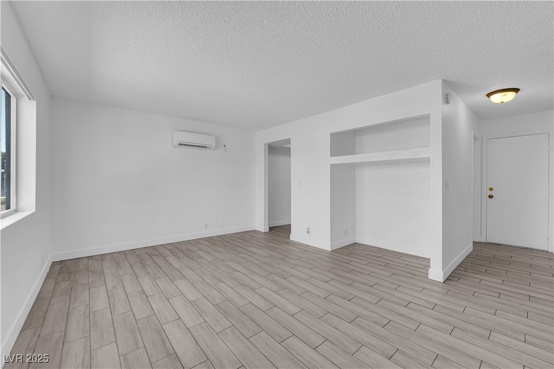 Properties 3 100 S Crestline Drive 17