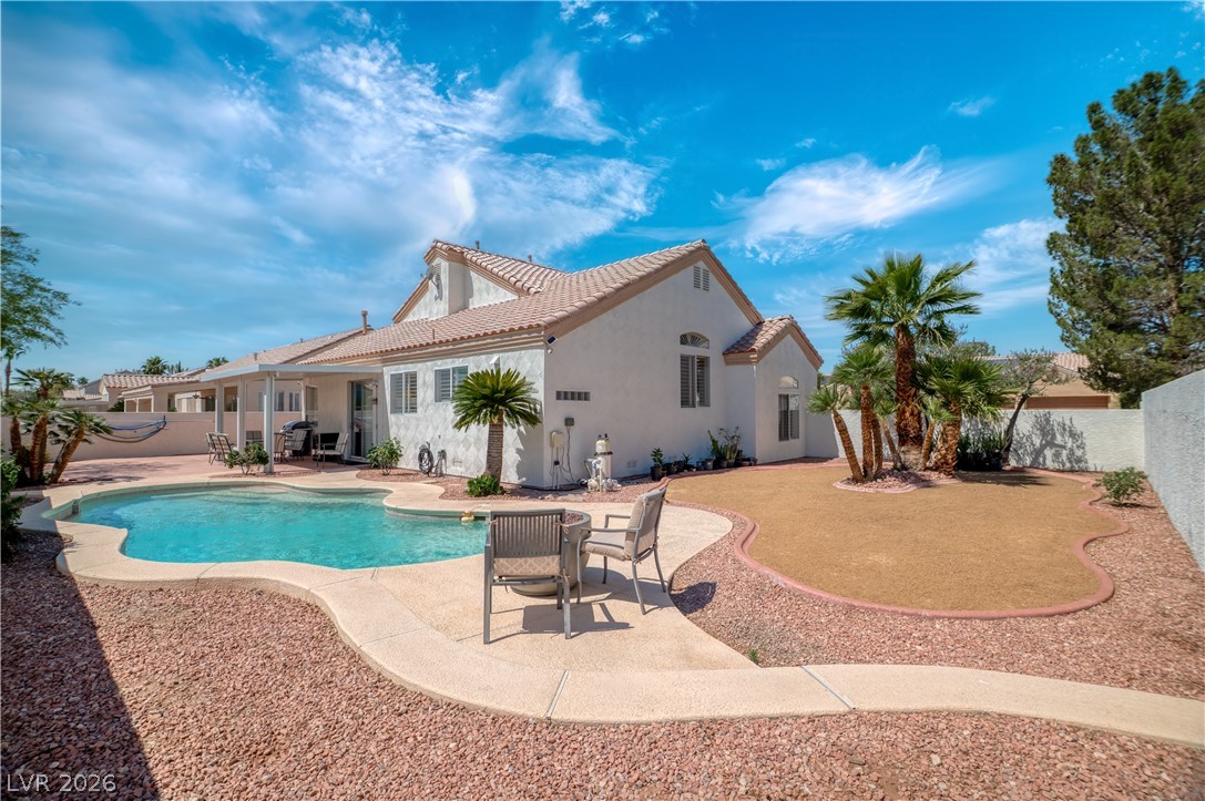 3176 Sterlingshire Drive
