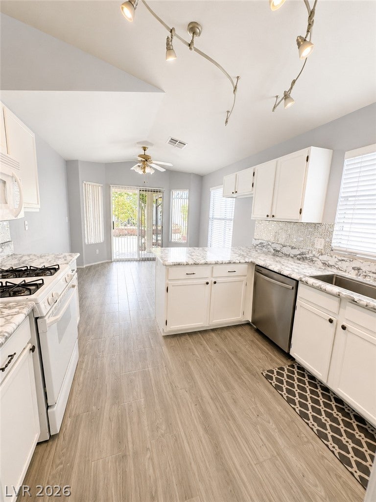 7945 Cherry Valley Circle