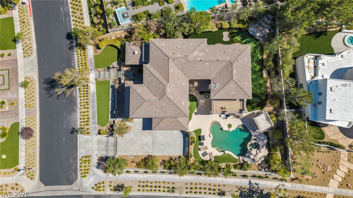 2313 Cedardale Place