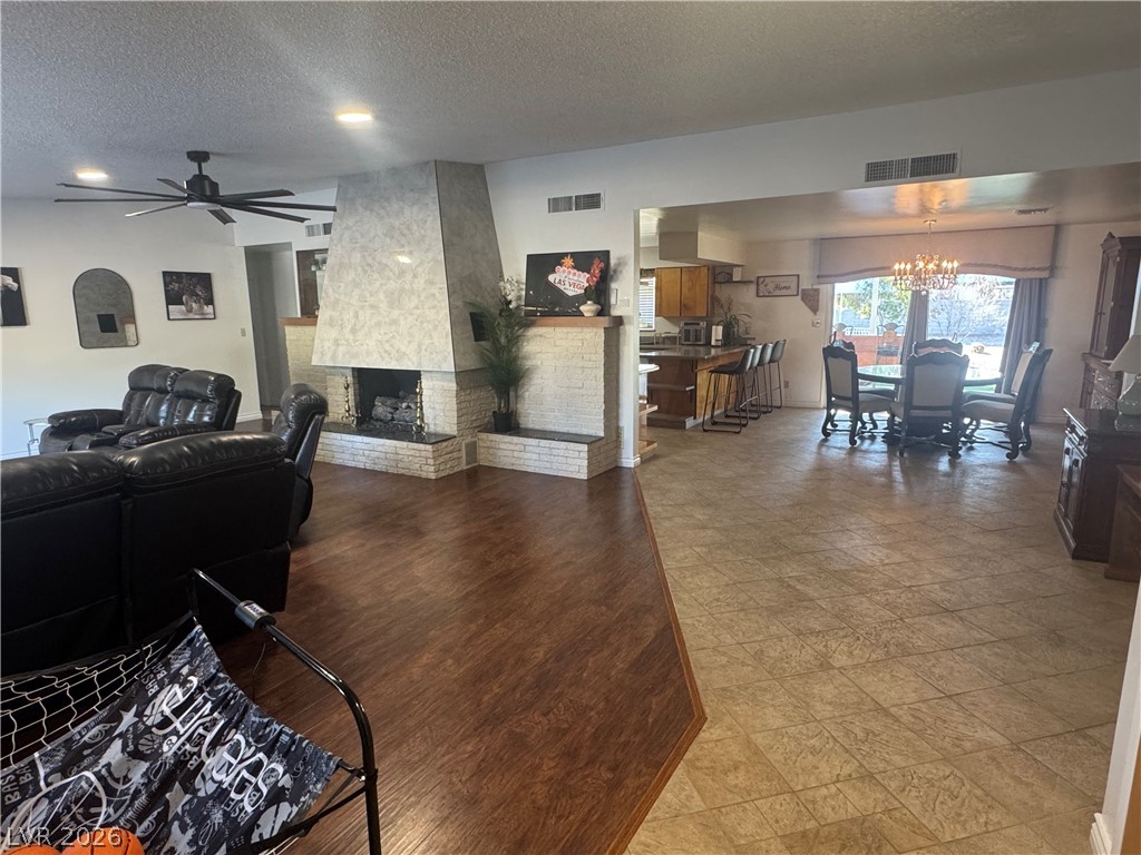 5881 S Sandhill Road