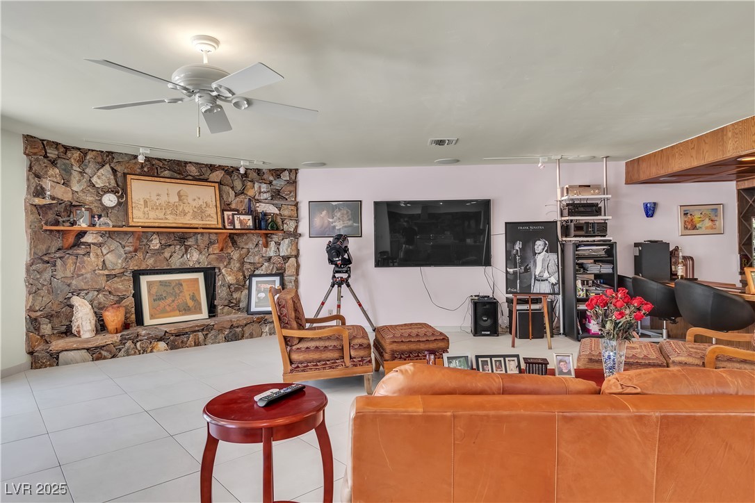 2770 La Casita Avenue, Las Vegas, Nevada image 8