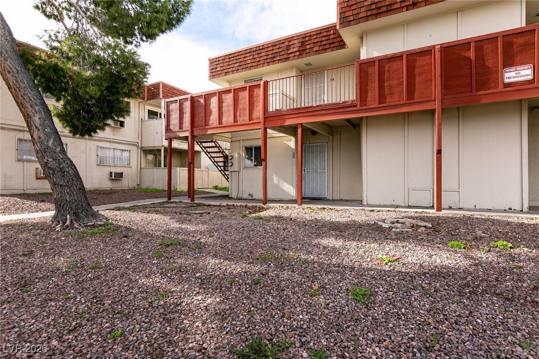 5404 Swenson Street 34