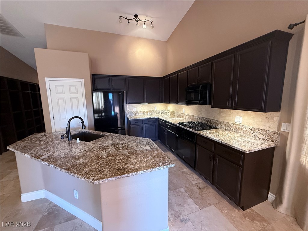 9817 Fiesta Rose Avenue