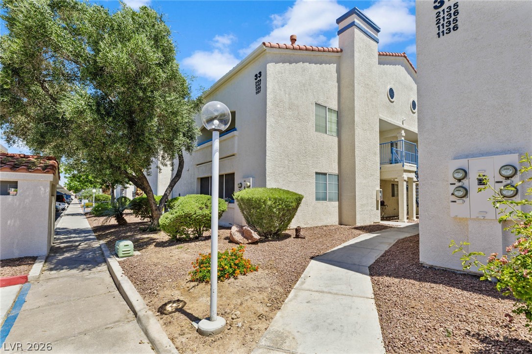 2725 S Nellis Boulevard 2137