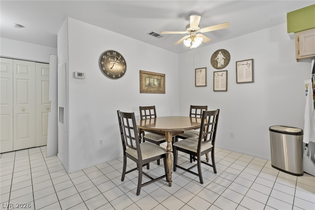 2725 S Nellis Boulevard 2137