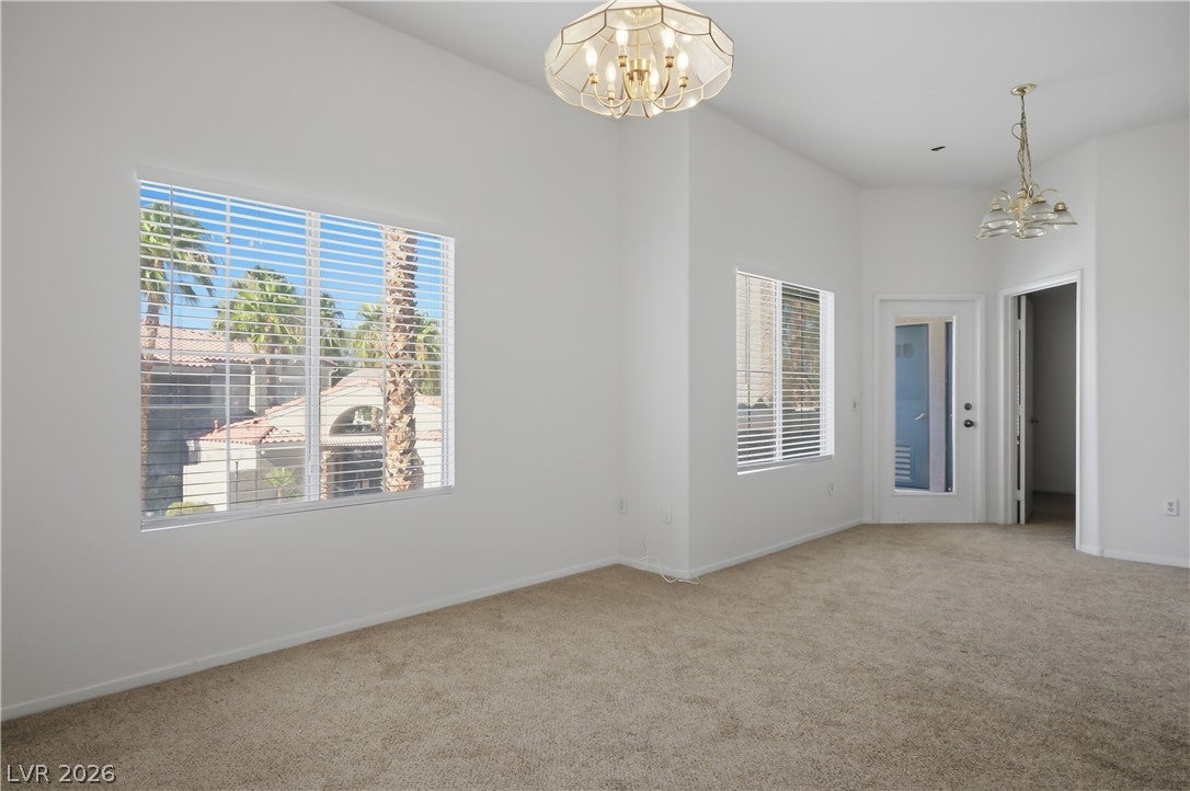 10245 S Maryland Parkway 279