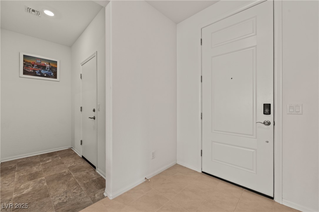 1264 Amethyst Alley