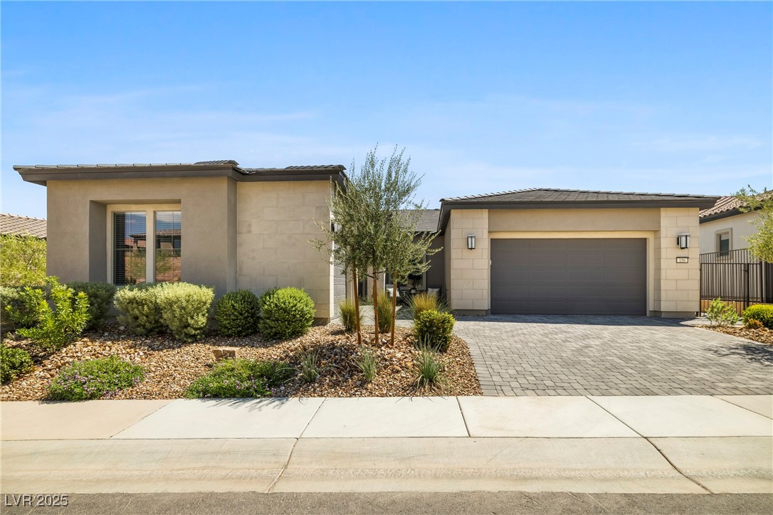 Properties 1 156 Stone Mesa Court