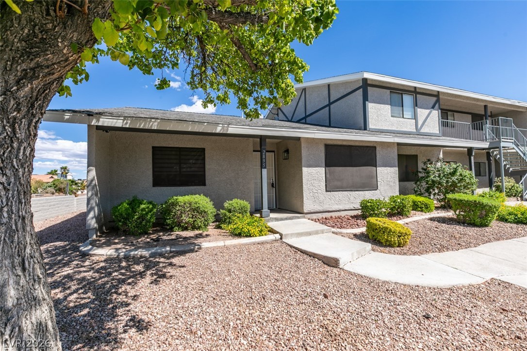 2895 Bluebonnet Drive 1