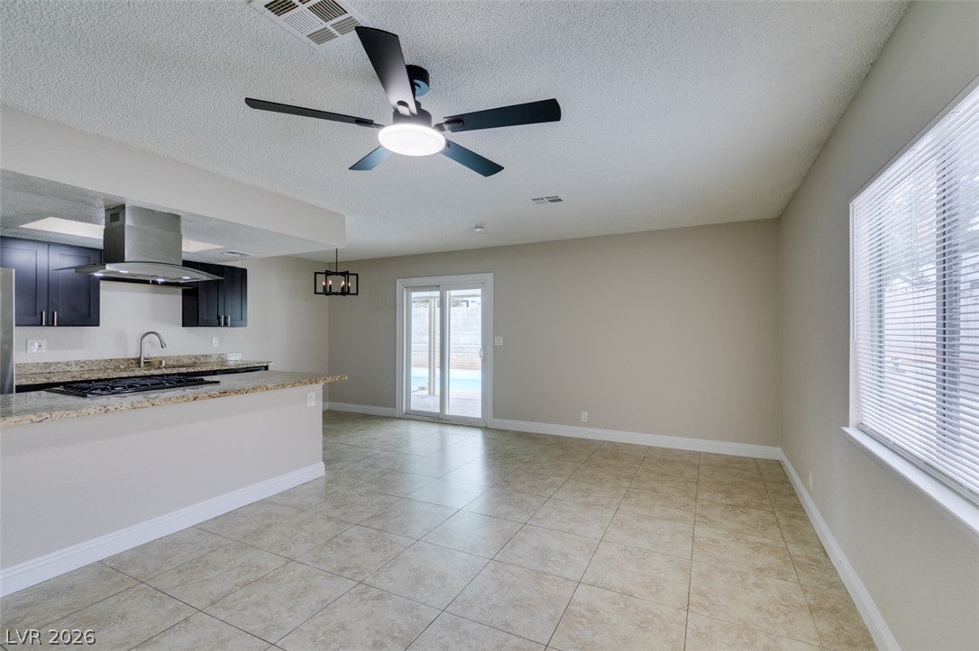 1808 Feather Way