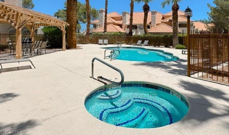 2611 S Durango Drive 102