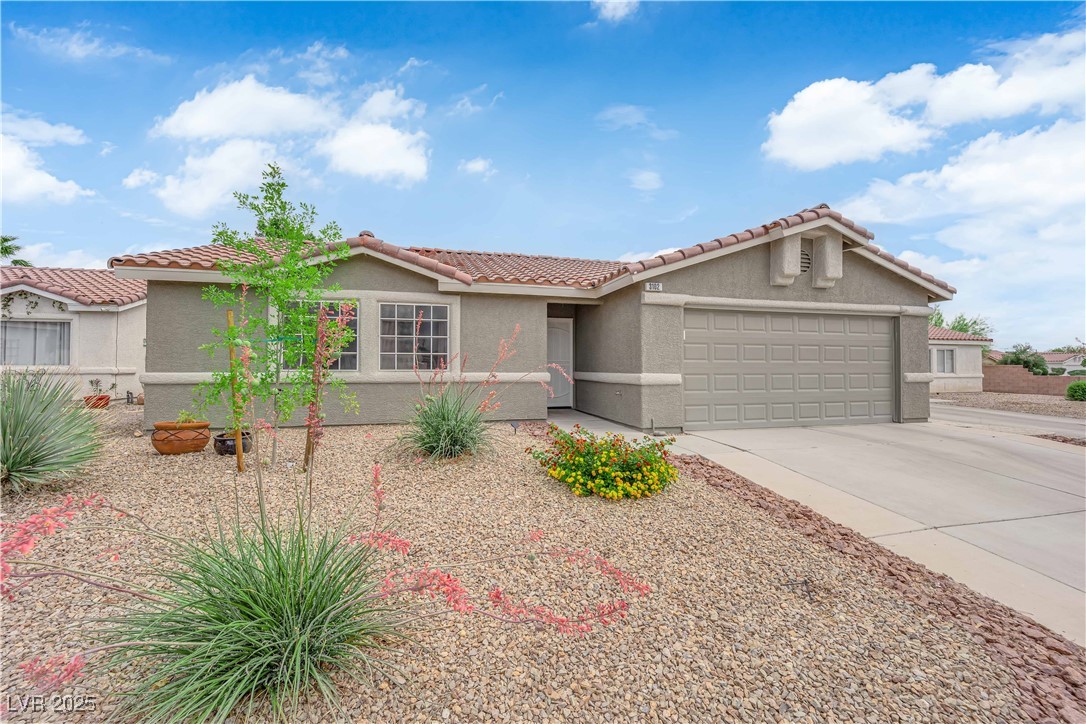 3102 Honeysuckle Avenue, North Las Vegas, Nevada image 2