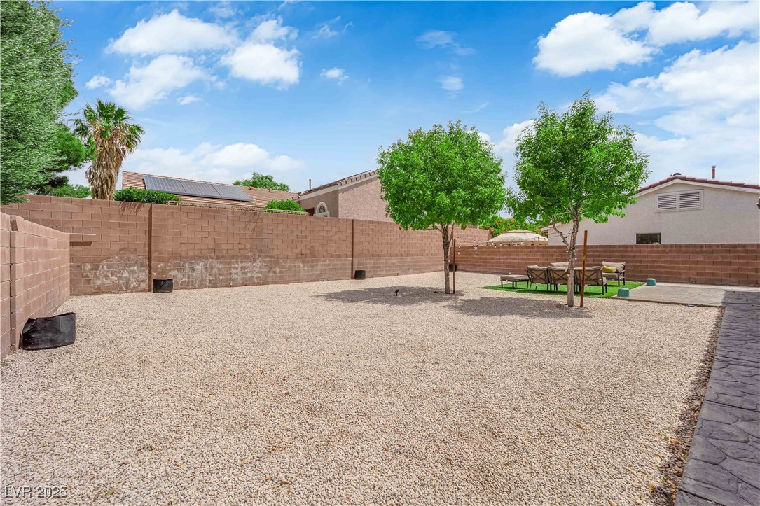 3102 Honeysuckle Avenue, North Las Vegas, Nevada image 4