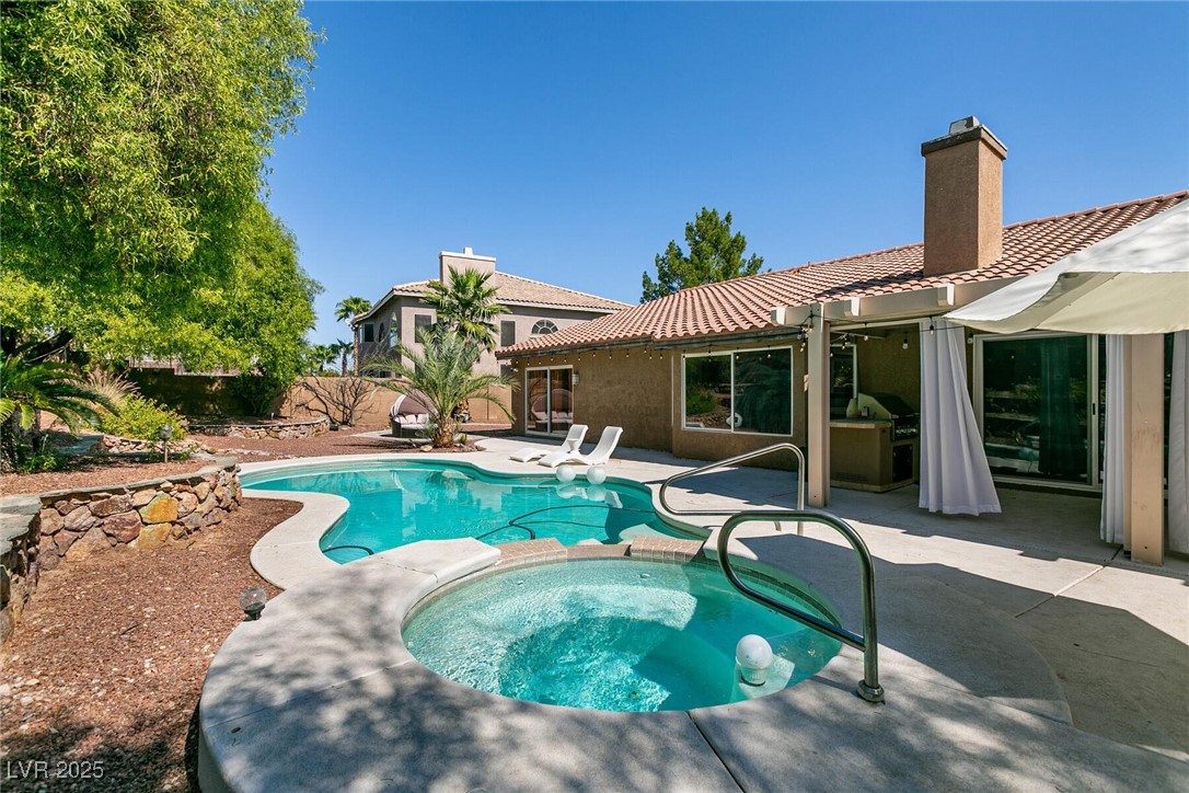 4117 Antique Sterling Court