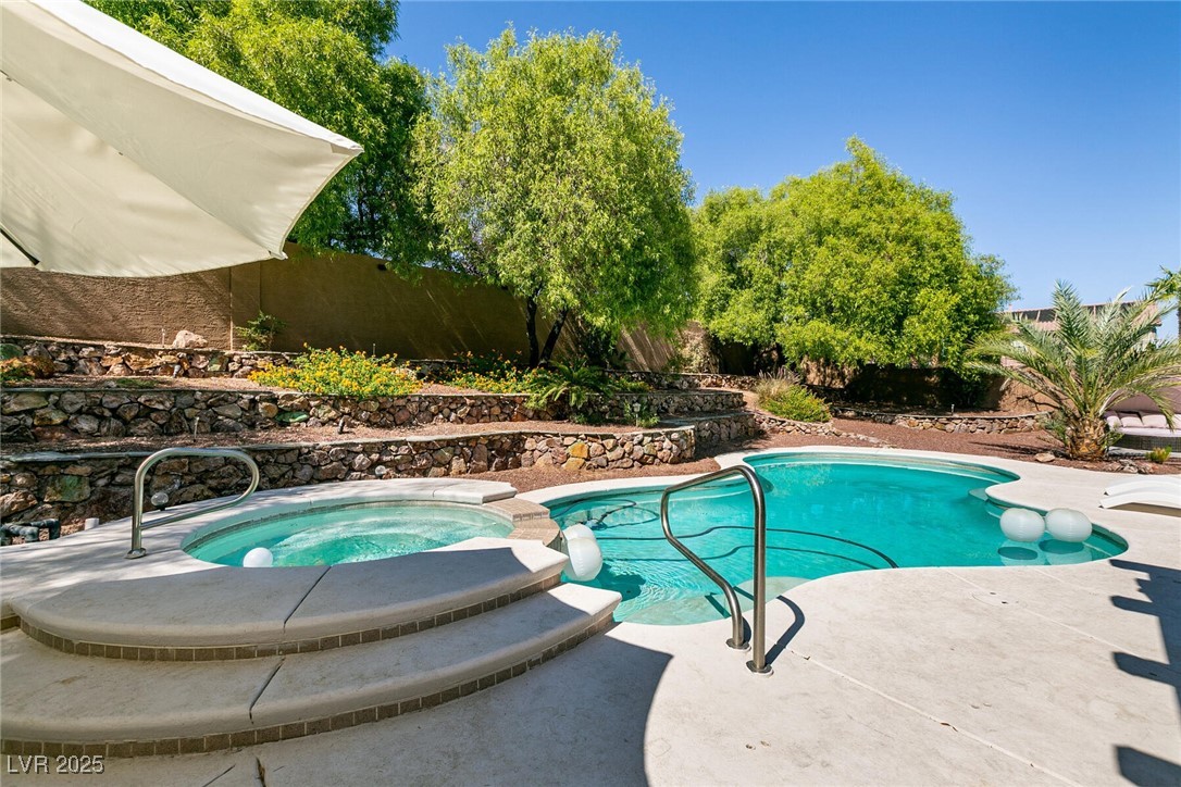 4117 Antique Sterling Court