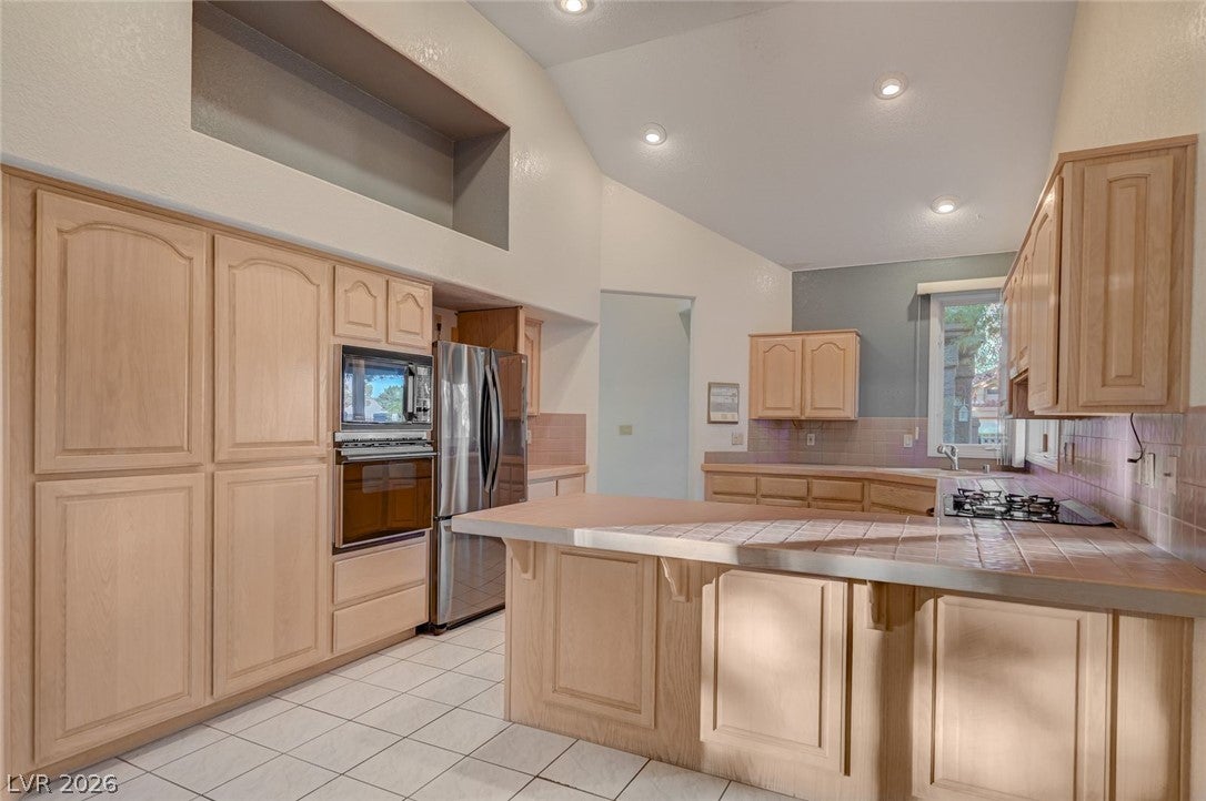 8236 Round Hills Circle