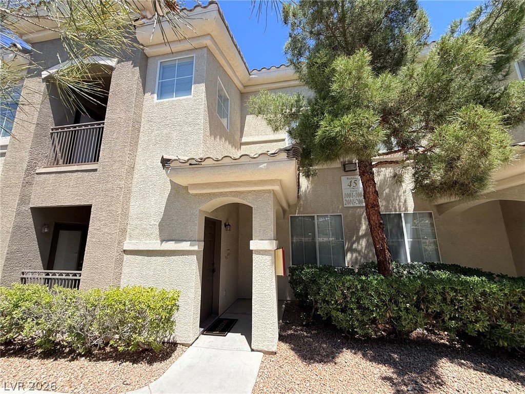 9050 W Warm Springs Road 2002