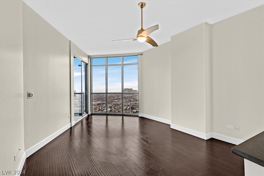 200 W Sahara Avenue 3010
